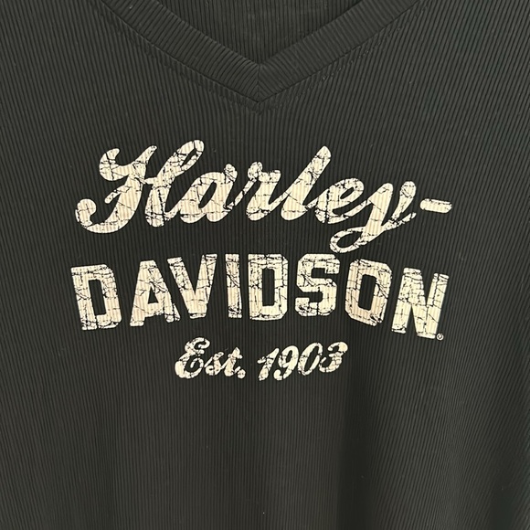 Women’s Harley Davidson Black Long sleeve V-Neck Top. Lightweight Size Small - Picture 2 of 8